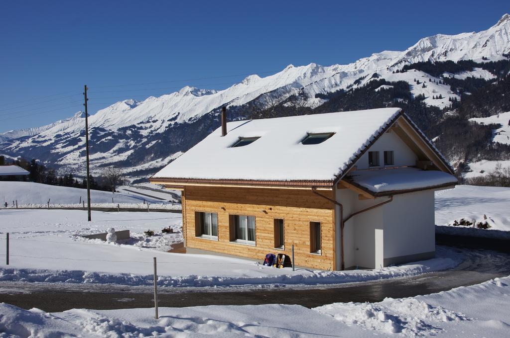 Gaestehaus Myhideaway Reichenbach im Kandertal Екстер'єр фото
