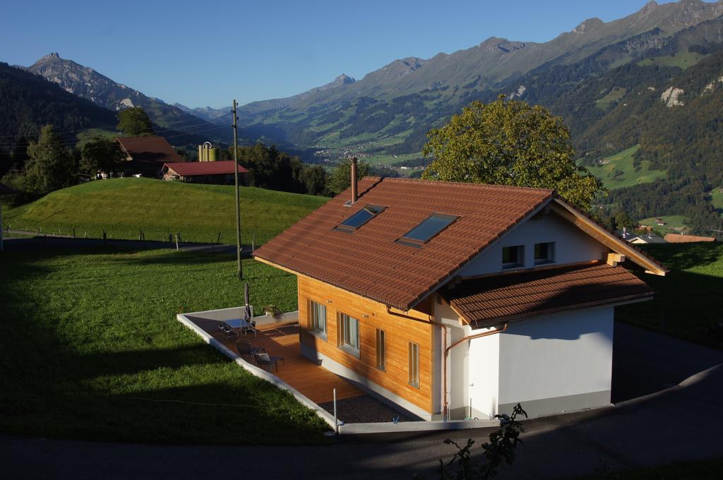 Gaestehaus Myhideaway Reichenbach im Kandertal Екстер'єр фото