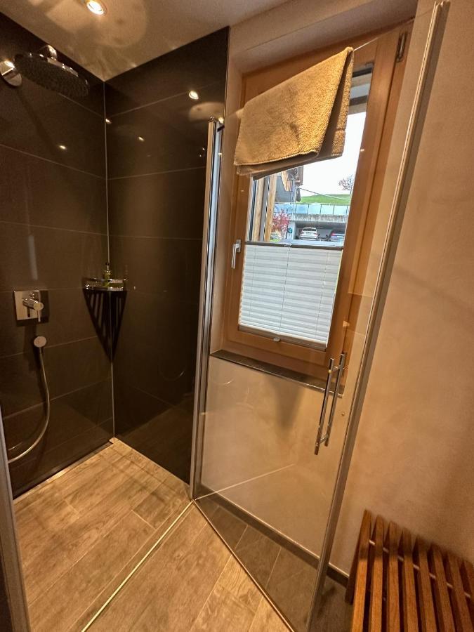 Gaestehaus Myhideaway Reichenbach im Kandertal Екстер'єр фото