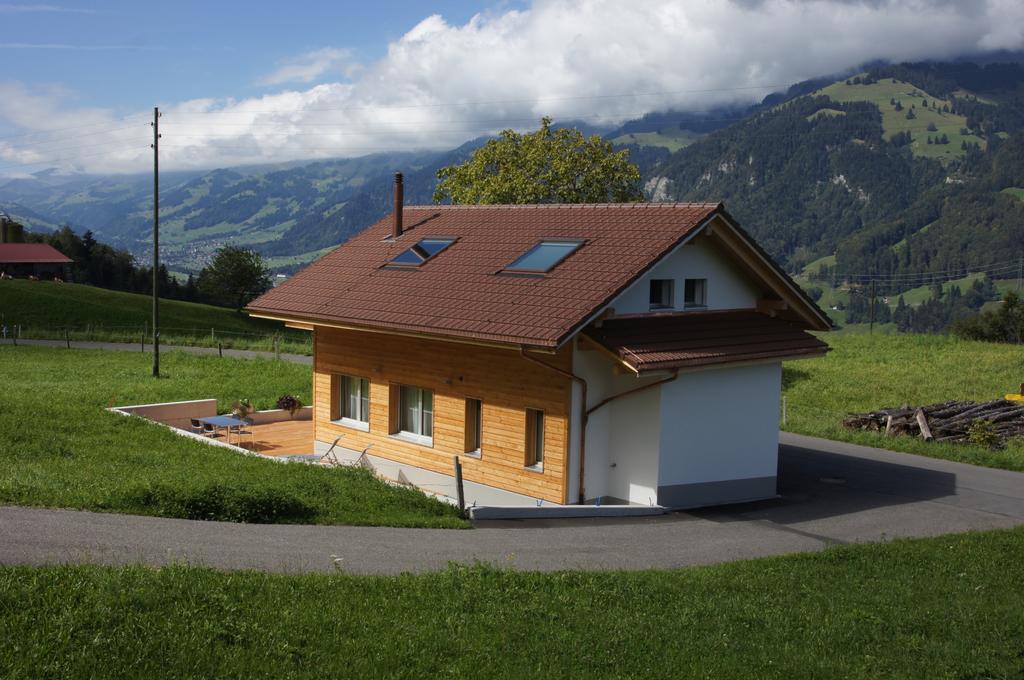 Gaestehaus Myhideaway Reichenbach im Kandertal Номер фото